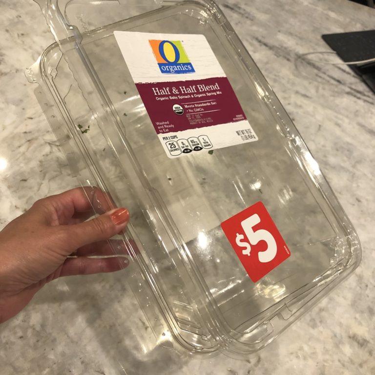 plastic voedselcontainers kunnen worden gereinigd en getrimd tot prentplaten