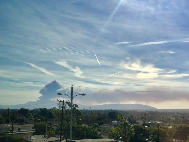woolsey fire smoke plume over Ventura, California on day number six